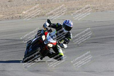 media/Jan-08-2022-SoCal Trackdays (Sat) [[1ec2777125]]/Turn 10 (2pm)/